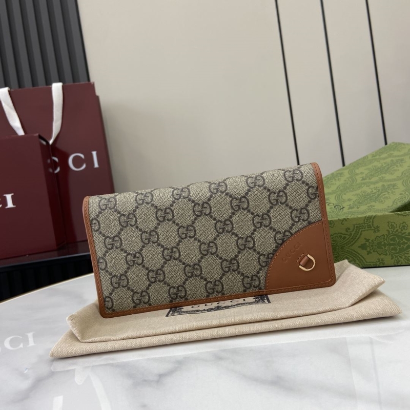 G*u*i wallets & purse